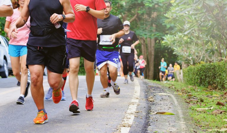 Running marathon cuts years off ‘artery age’